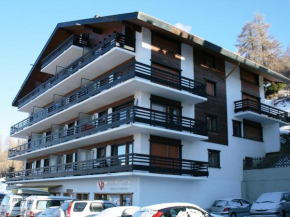 Classy apartment amid hills